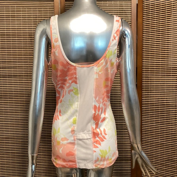 Lululemon Floral Tank Top - Picture 4 of 7